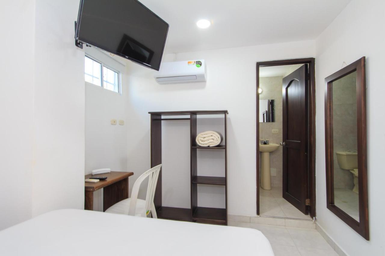 Hotel Marovi Santa Marta  Exterior foto